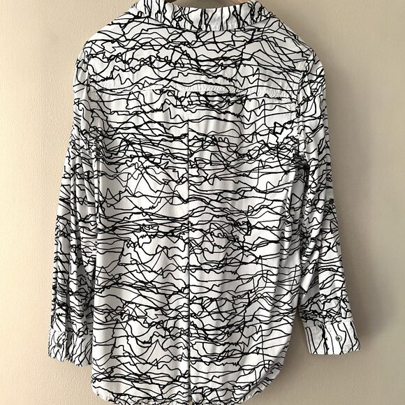Womens Rock & Republic Black and White Button-up shirt, Medium (EUC) - Picture 2 of 3